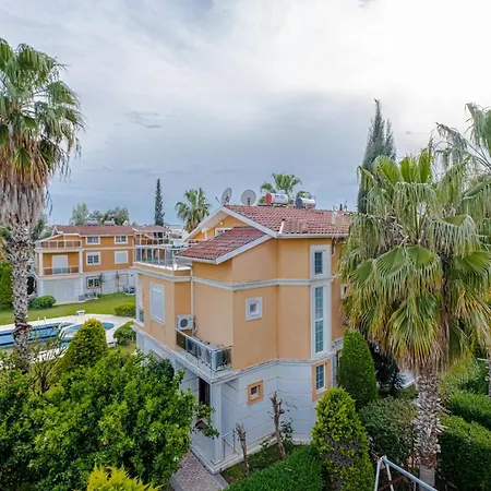 Apartment Luxury Private With Pool And Garden In Serik