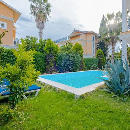 Apartament Luxury Private With Pool And Garden In Serik